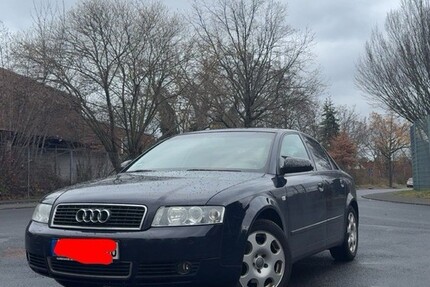 Audi A4 170.000 km 2.700 € Bonn 53111