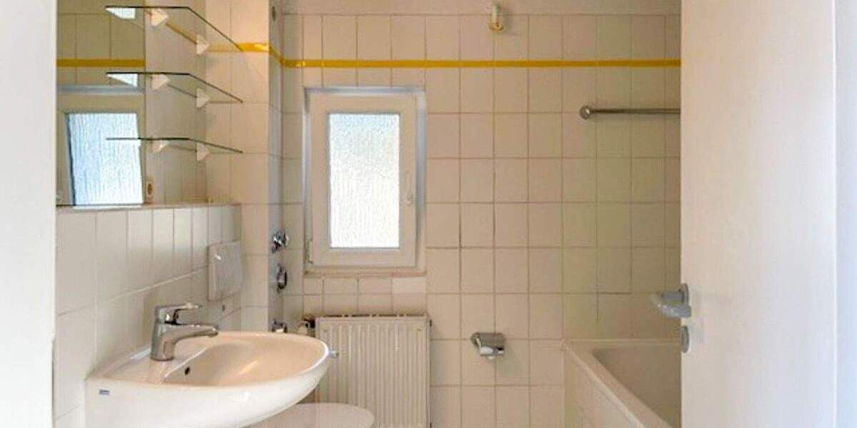 Etagenwohnung Köln / Braunsfeld Braunsfeld - 3 Zimmer, 95 m&sup2;, 1.500&euro; | Angebot:25107309