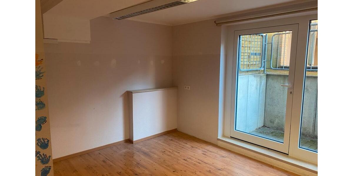 Etagenwohnung Odenthal - 3 Zimmer, 80 m&sup2;, 1.000&euro; | Angebot:25892871