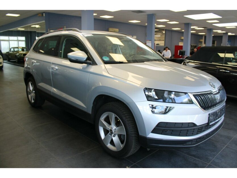 Skoda Karoq 1.5 TSI ACT DS 29.998 km 22.980 € Euskirchen 53881