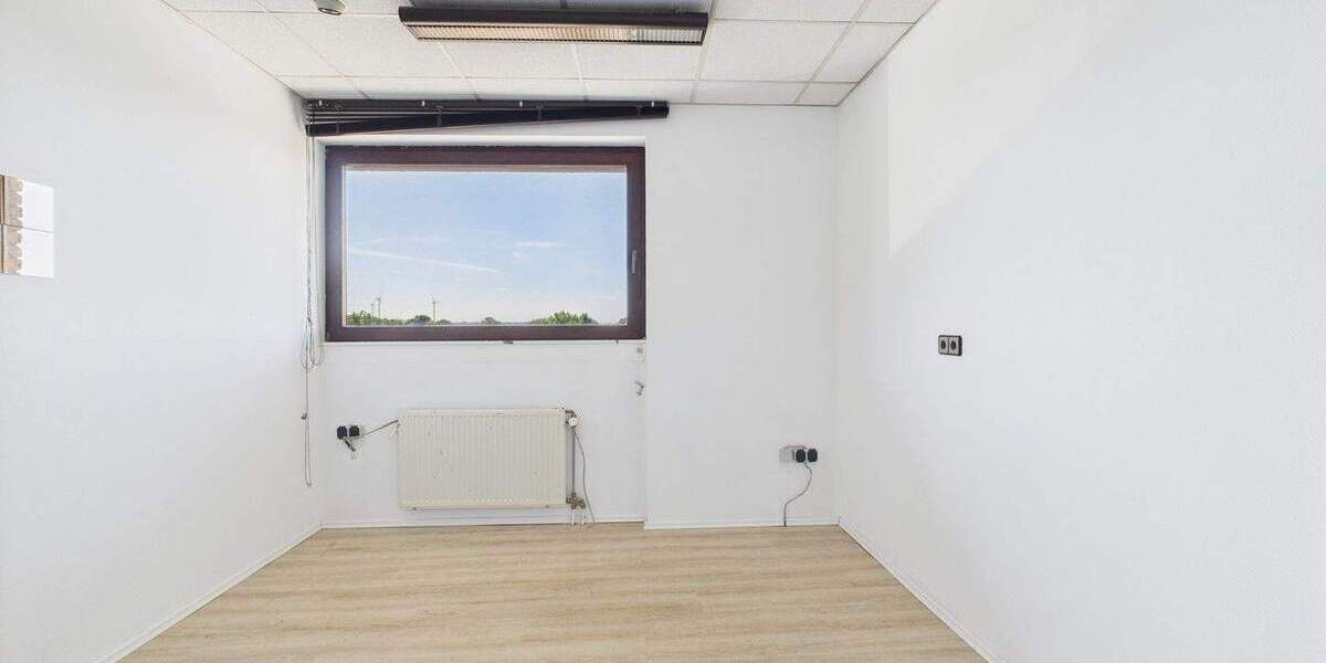 Gewerbeobjekt Weilerswist - 6 Zimmer, 112 m&sup2;, 204.000&euro; | Angebot:25734196