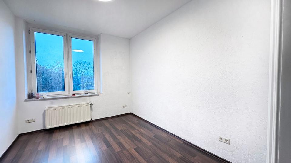Reihenhaus Solingen Mitte - 9 Zimmer, 210 m&sup2;, 340.000&euro; | Angebot:26326963