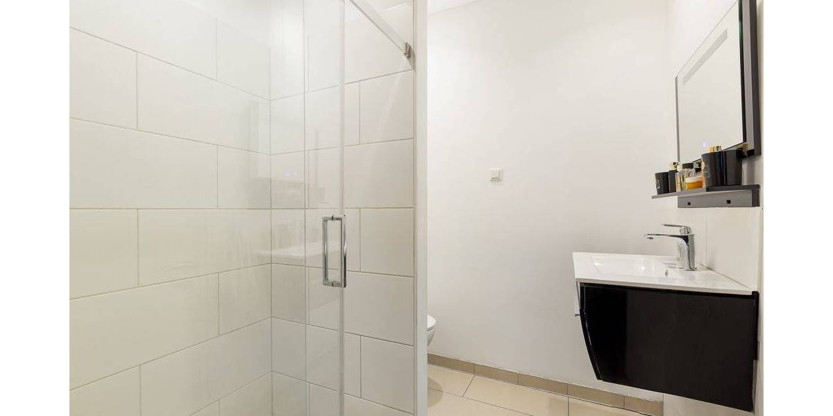 Mehrfamilienhaus, Wohnhaus Siegburg - 6 Zimmer, 237 m&sup2;, 592.000&euro; | Angebot:26043402