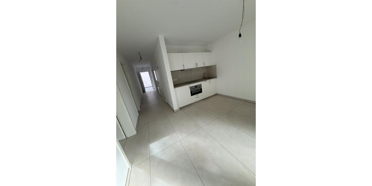 Erdgeschoßwohnung Köln Ehrenfeld - 3 Zimmer, 43 m&sup2;, 1.300&euro; | Angebot:27603854