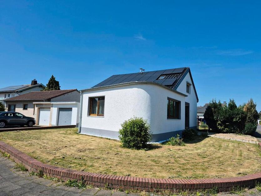 Freistehendes Traumhaus auf großem Eckgrundstück