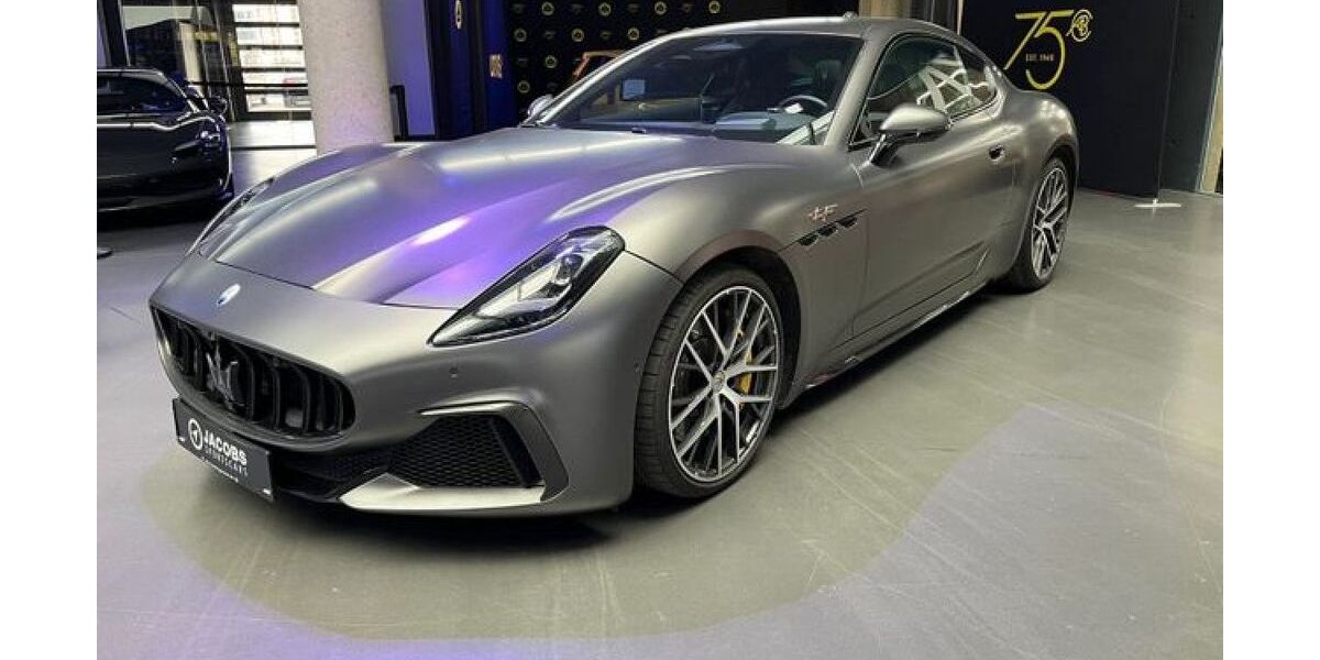 Maserati Granturismo 18.300 km 143.980 &euro; Köln 50829