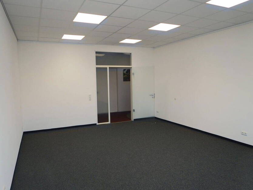 Maklerfrei, Butzweilerhof, Büro 37 qm+13qmGem.Fl.=795€~14,50€qm Warmend+19%