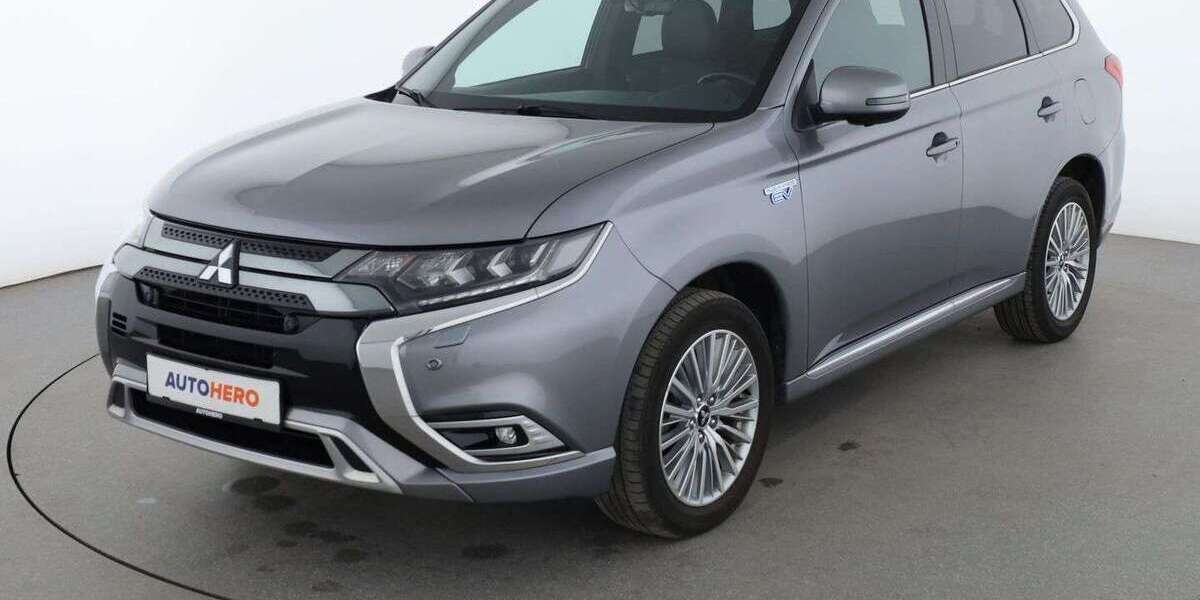 Mitsubishi Outlander 109.320 km 17.990 &euro; Köln 50739