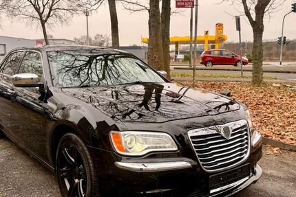 Lancia Thema 178.000 km 8.999 &euro; Köln 51107