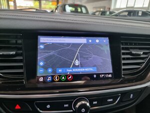 Opel Insignia Innovation Pano Navi Pro Winterpak. Park& 70.133 km 18.970 € HAAN 42781