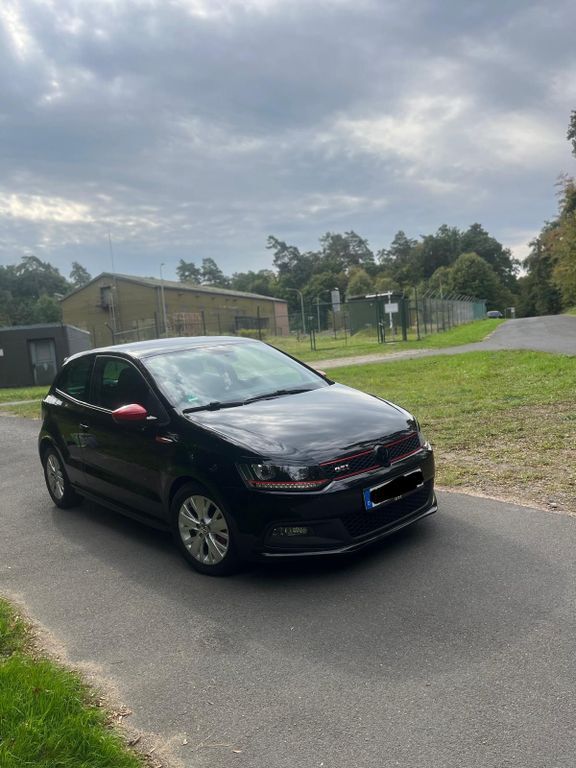VW Polo 174.000 km 8.300 € Troisdorf 53842