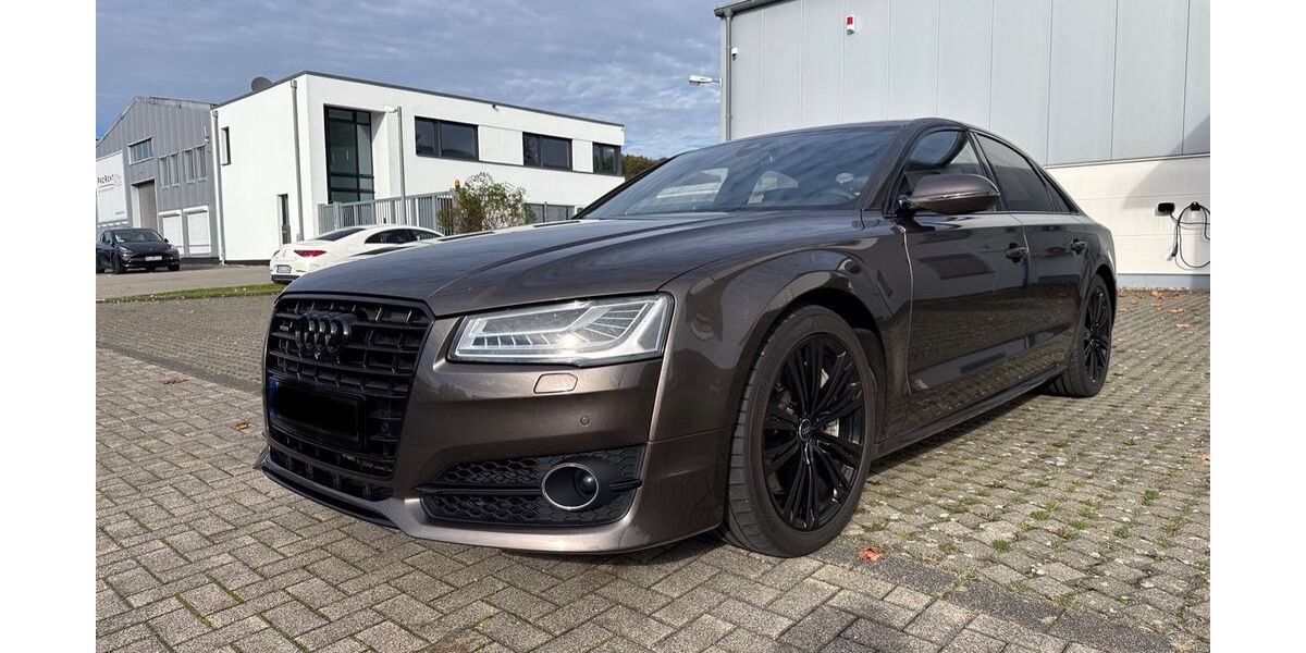 Audi A8 149.996 km 26.900 &euro; Troisdorf 53842