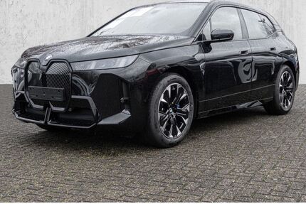 BMW iX 5.900 km 76.980 &euro; Hilden 40721