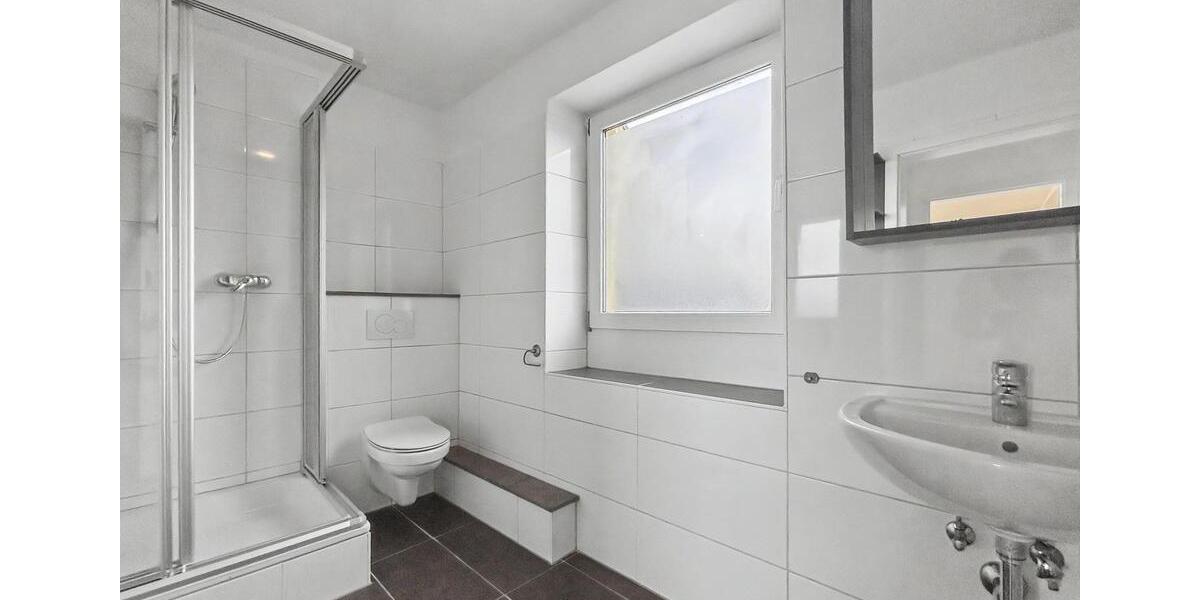 Einfamilienhaus Köln Mülheim - 4 Zimmer, 150 m&sup2;, 1.500&euro; | Angebot:26259148