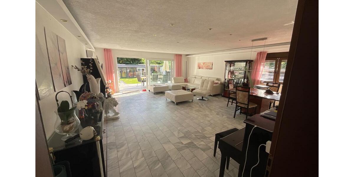 Einfamilienhaus Köln Mülheim - 12 Zimmer, 270 m&sup2;, 740.000&euro; | Angebot:27142608