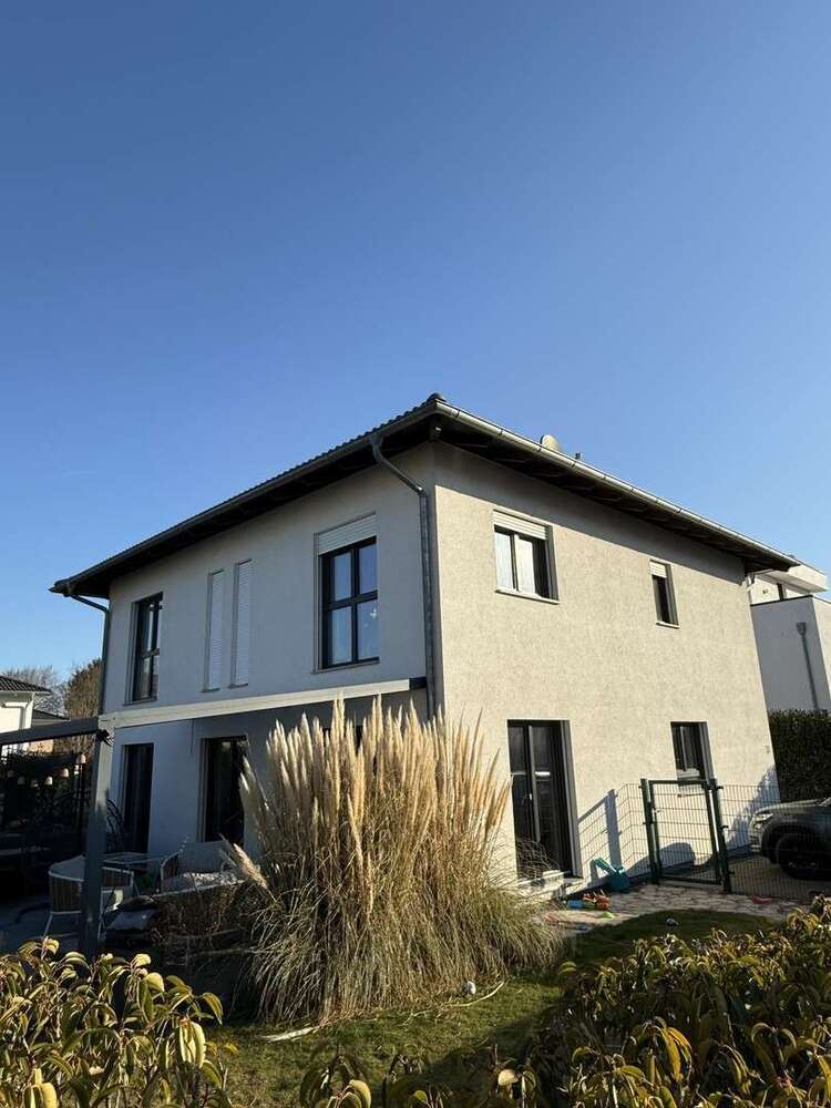 Haus zum Kaufen in Kerpen 880.000 € 172 m²