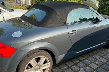 Audi TT 188.000 km 4.950 € Bergisch Gladbach 51429