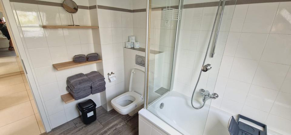 Einfamilienhaus Sankt Augustin - 4 Zimmer, 90 m&sup2;, 2.500&euro; | Angebot:25268697