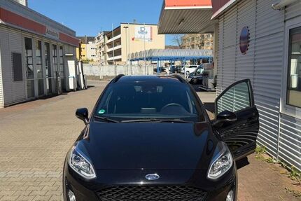 Ford Fiesta 37.000 km 17.300 &euro; Köln 50733