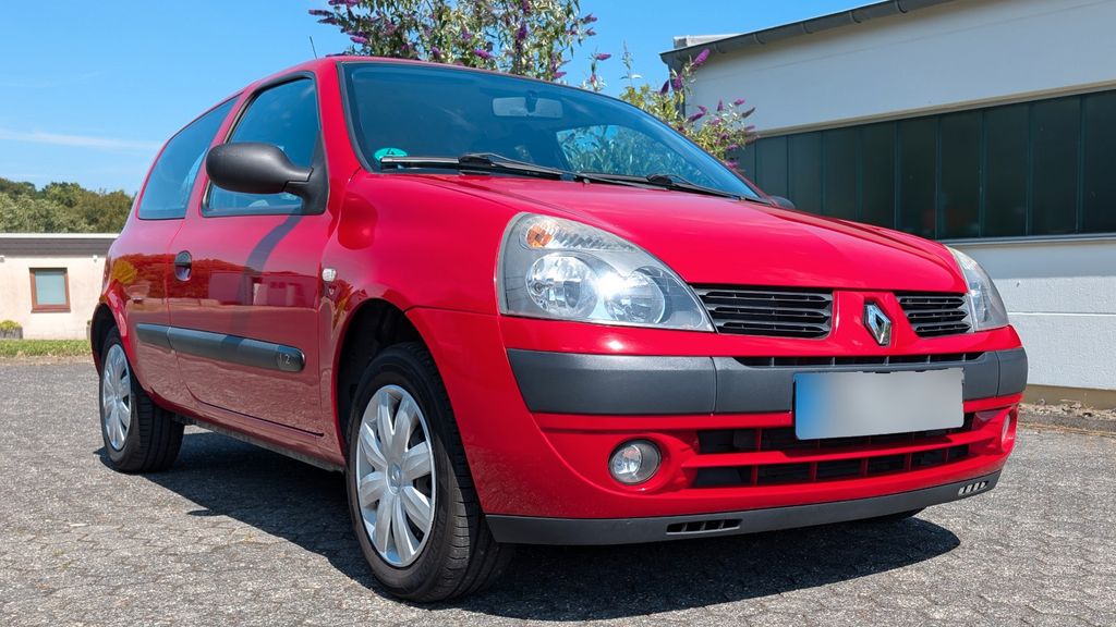 Renault Clio 159.000 km 1.999 &euro; Neunkirchen-Seelscheid 53819
