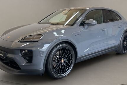 Porsche Macan 14.000 km 99.800 € Köln 50823