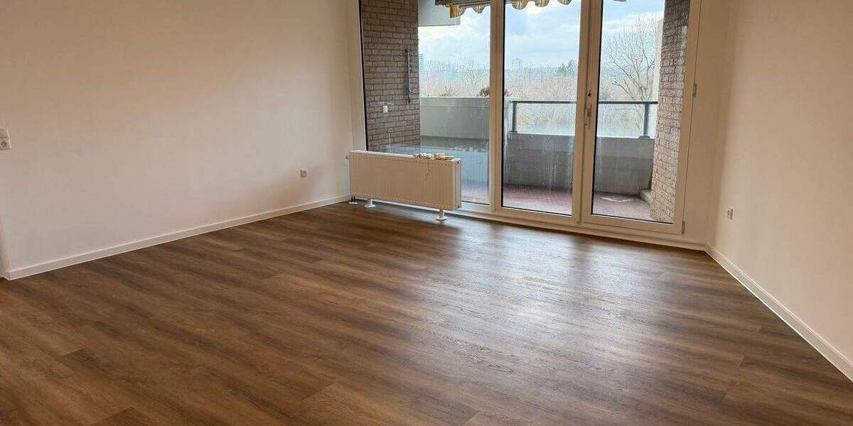 Etagenwohnung Köln Westhoven - 3 Zimmer, 96 m&sup2;, 1.400&euro; | Angebot:25361837