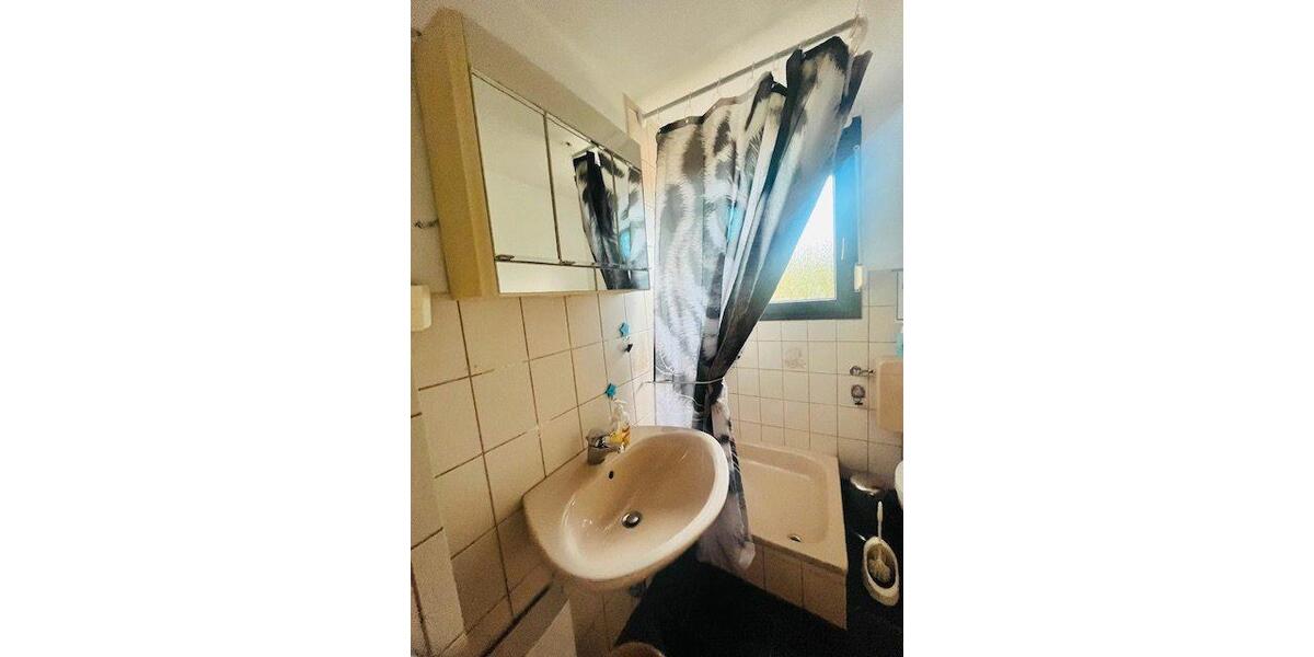 Etagenwohnung Solingen Höhscheid - 2.5 Zimmer, 63 m&sup2;, 600&euro; | Angebot:27556812