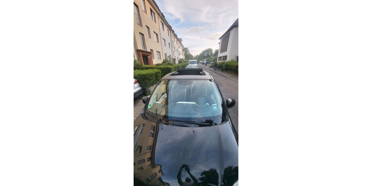 Renault Twingo 96.100 km 5.999 &euro; Köln 50825