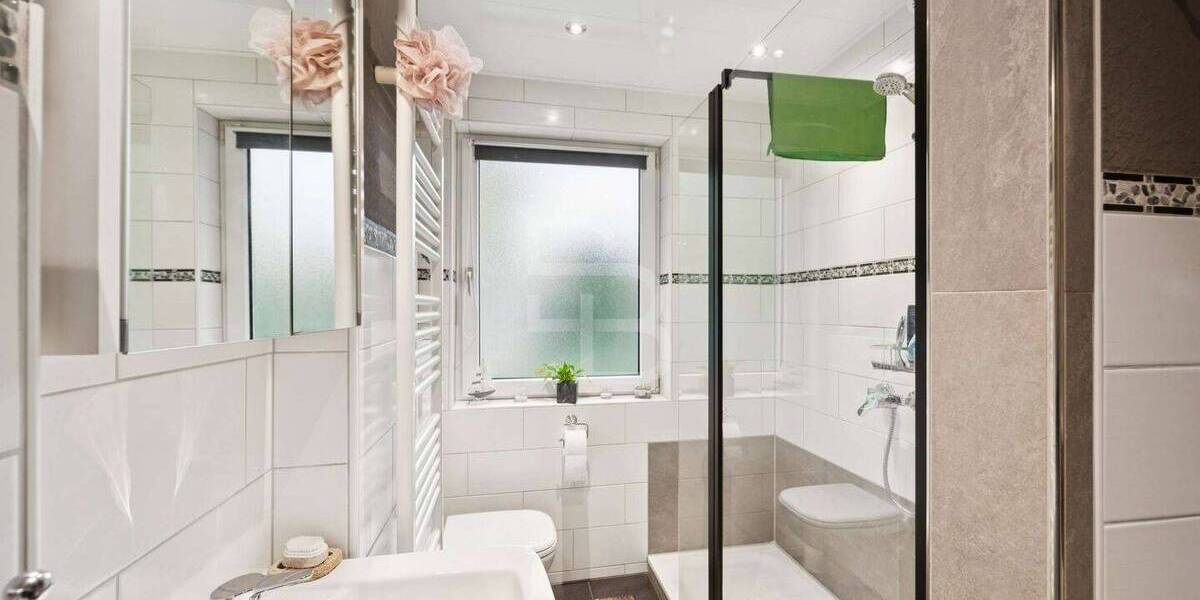 Einfamilienhaus Köln Flittard - 4 Zimmer, 100 m&sup2;, 499.000&euro; | Angebot:26751542