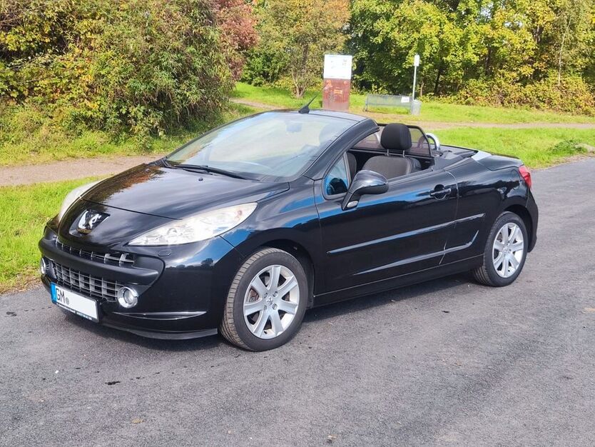 Peugeot 207 73.840 km 2.990 € Köln 50829