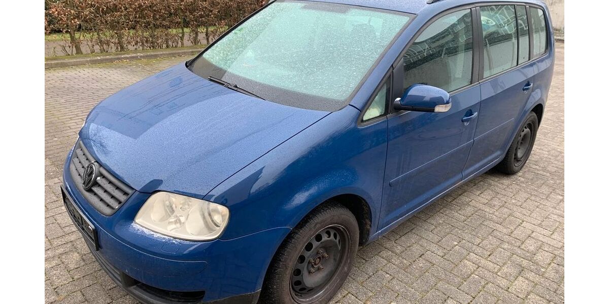 VW Touran 269.282 km 2.222 &euro; Köln 51067