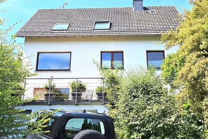 Haus Lohmar - 8 Zimmer, 190 m&sup2;, 495.000&euro; | Angebot:25309784