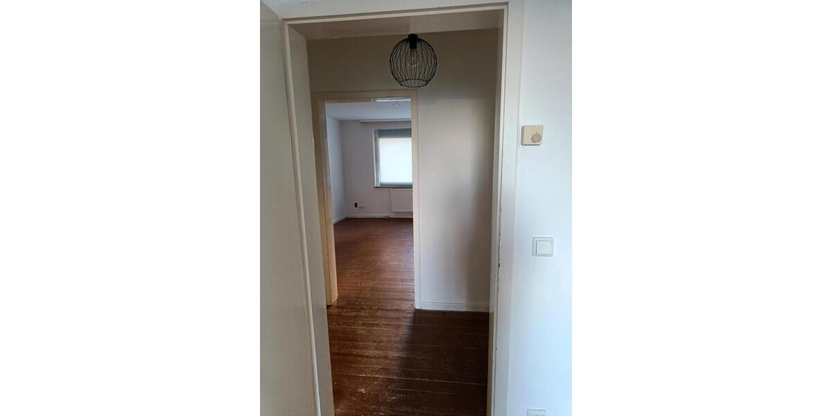Erdgeschoßwohnung Solingen Mitte - 1 Zimmer, 45 m&sup2;, 570&euro; | Angebot:25343061