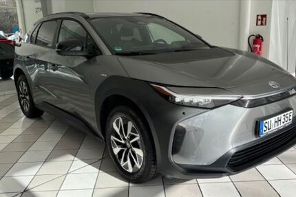Toyota bZ4X 15.000 km 36.900 &euro; Siegburg 53721