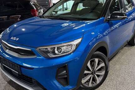Kia Stonic 36.309 km 15.980 € Troisdorf 53842