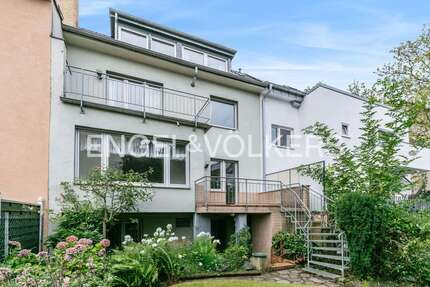 Haus zum Kaufen in Köln 1.150.000 € 172 m² 8 zimmer