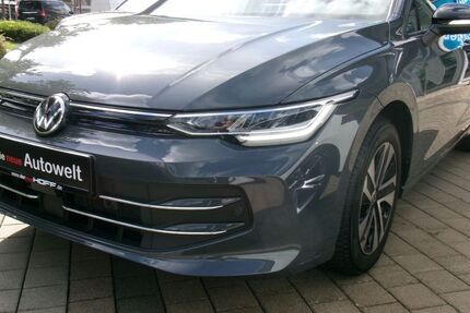 VW Golf 16.300 km 27.975 &euro; Sankt Augustin 53757