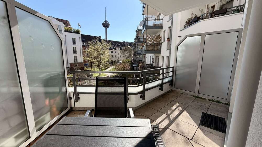 Etagenwohnung Köln Ehrenfeld - 3 Zimmer, 87 m&sup2;, 1.699&euro; | Angebot:26832698