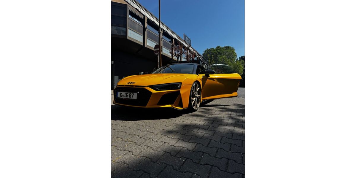 Audi R8 61.000 km 122.990 &euro; Köln 51109
