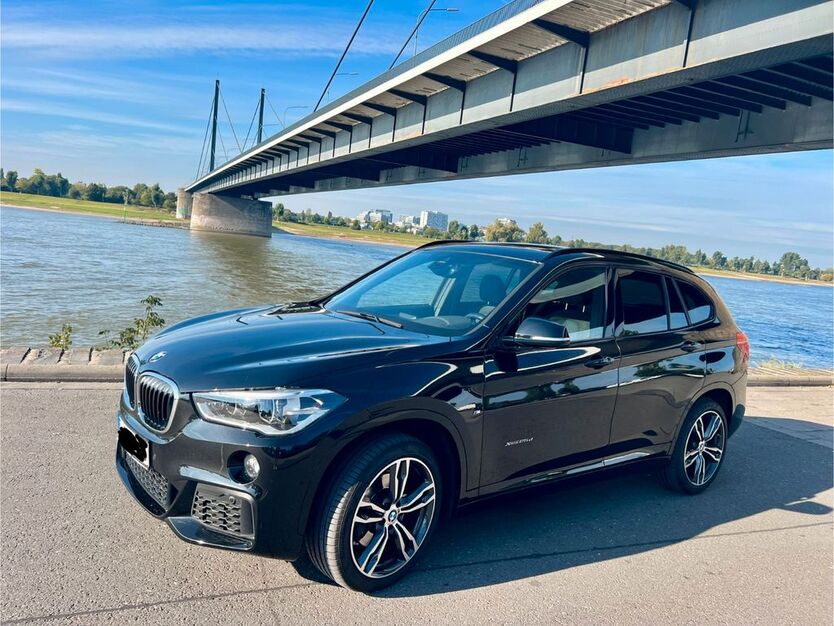 BMW X1 122.600 km 22.350 € Düsseldorf 40476
