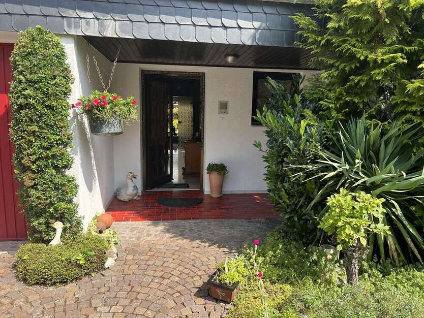 Haus zum Kaufen in Hilden 449.900 € 125 m²