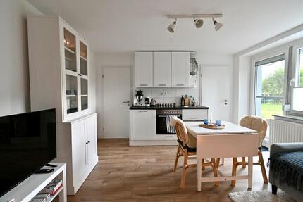 Freie 1,5-Zimmer-Wohnung mit Terasse und Garten - ruhig & zentral