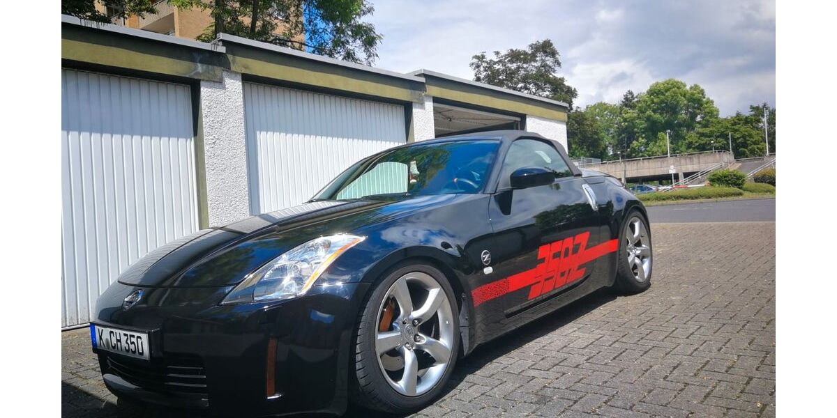 Nissan 350Z 96.000 km 15.900 € Köln 50769
