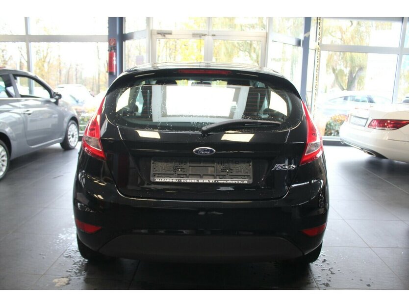 Ford Fiesta 1.25 Trend Edition 110.140 km 5.980 € Euskirchen 53881