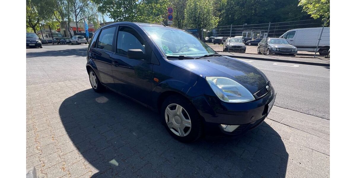 Ford Fiesta 179.549 km 1.650 &euro; Bonn 53227