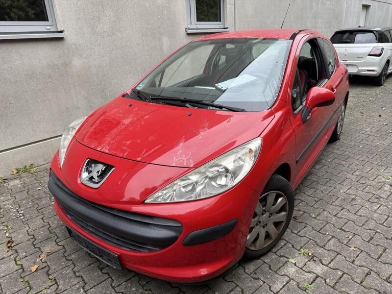 Peugeot 207 139.978 km 1.890 € Königswinter 53639