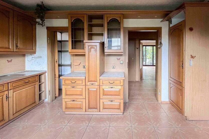 Reihenendhaus mit großem Garten und Garage in Toplage - bereit für Ihre Ideen!