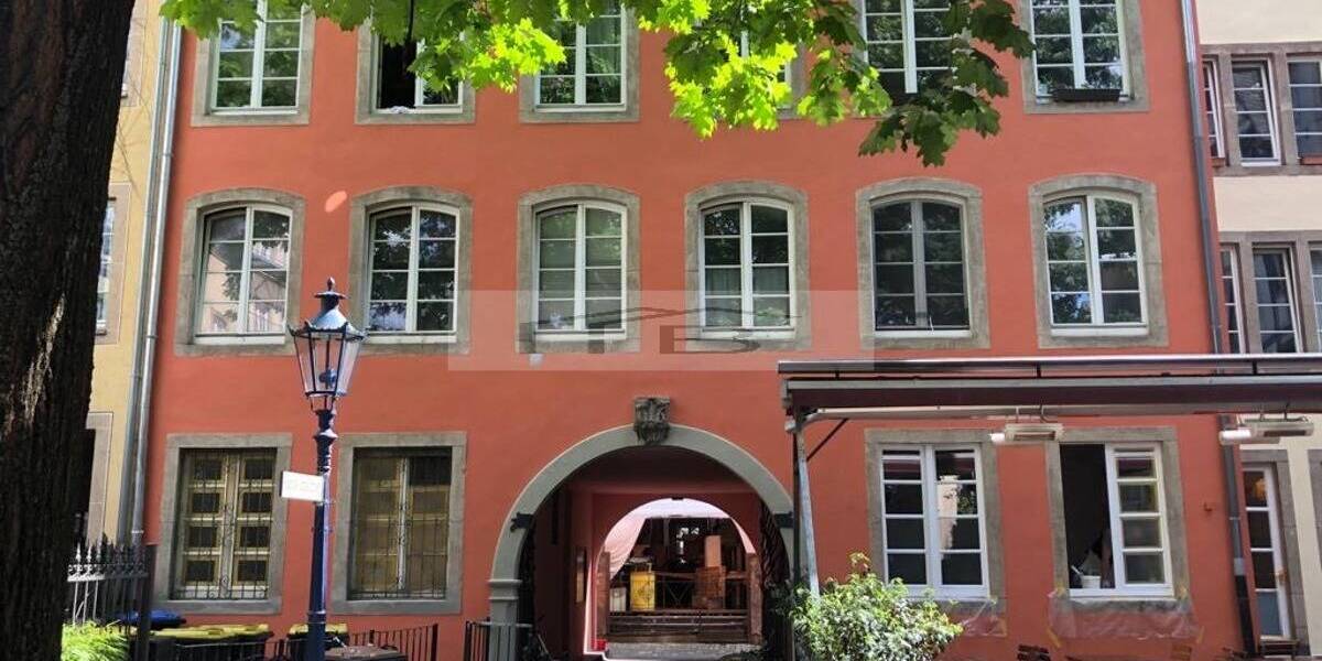 Köln Altstadt: Vielseitige Gewerbefläche mit 2 verbundenen Etagen u. kl. Außenbereich ab ca. 122025 zimmer