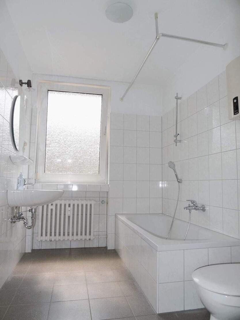 Südbalkon | Fensterbad | Gute Anbindung 2 zimmer