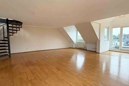 Wohnung zum Kaufen in Köln Merheim 335.000 € 92 m² 3 zimmer